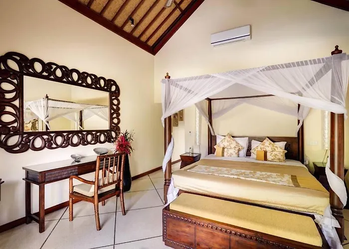 Villa Mango - 3 Bedroom In *