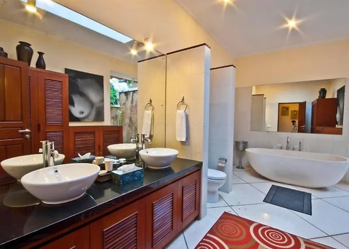 Villa Mango - 3 Bedroom In