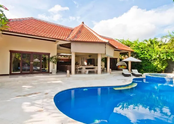 Villa Mango - 3 Bedroom In *