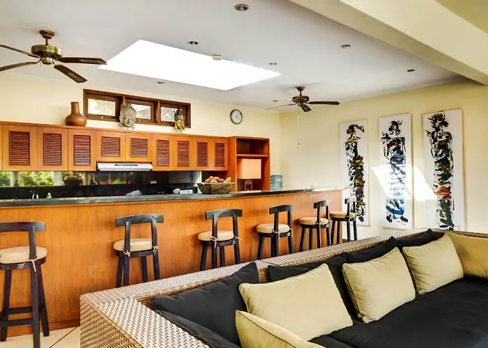 Mango - 3 Bedroom In * Seminyak (Bali)